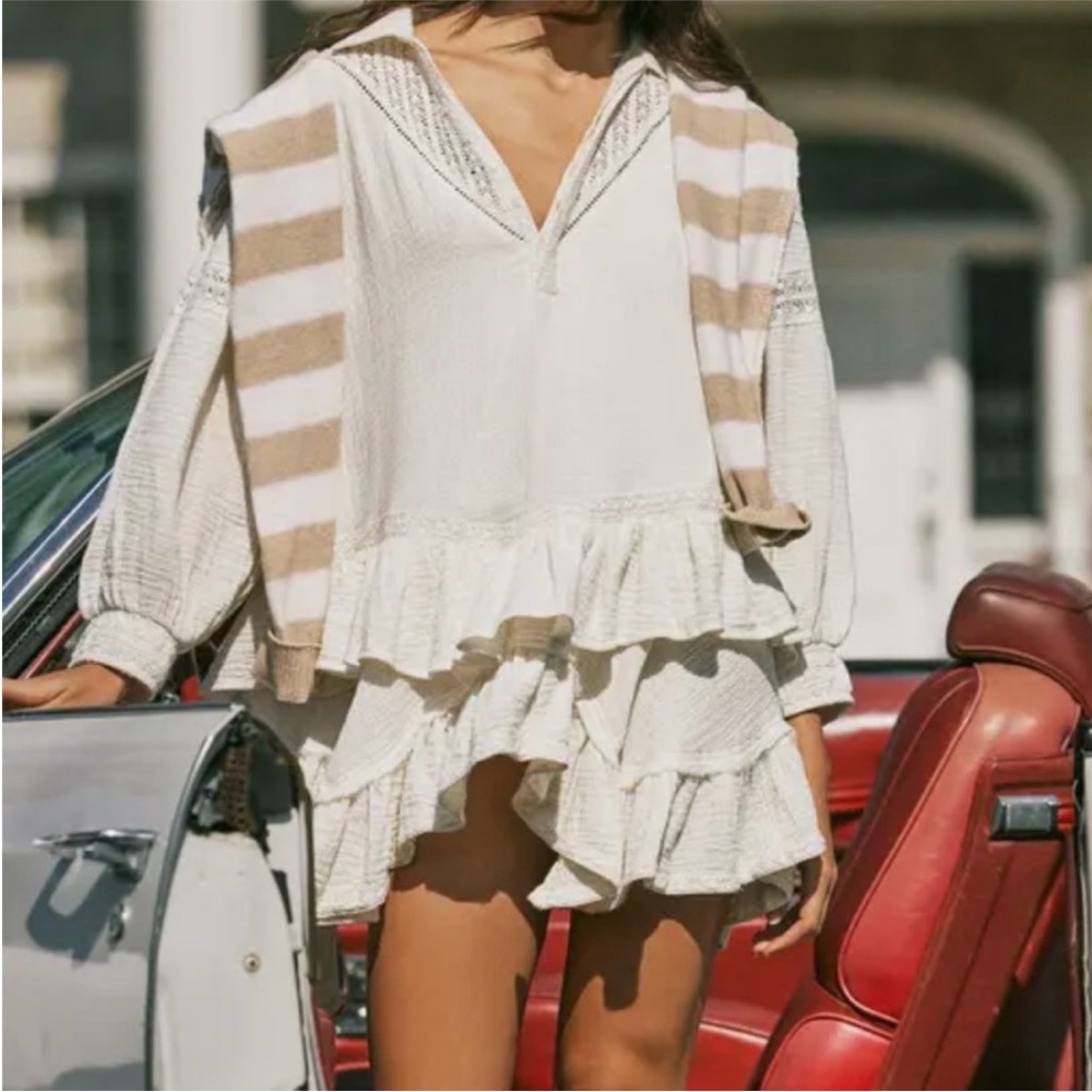 NWT FREE PEOPLE Bohemian Cream Ruffle MINI - Picture 2 of 6